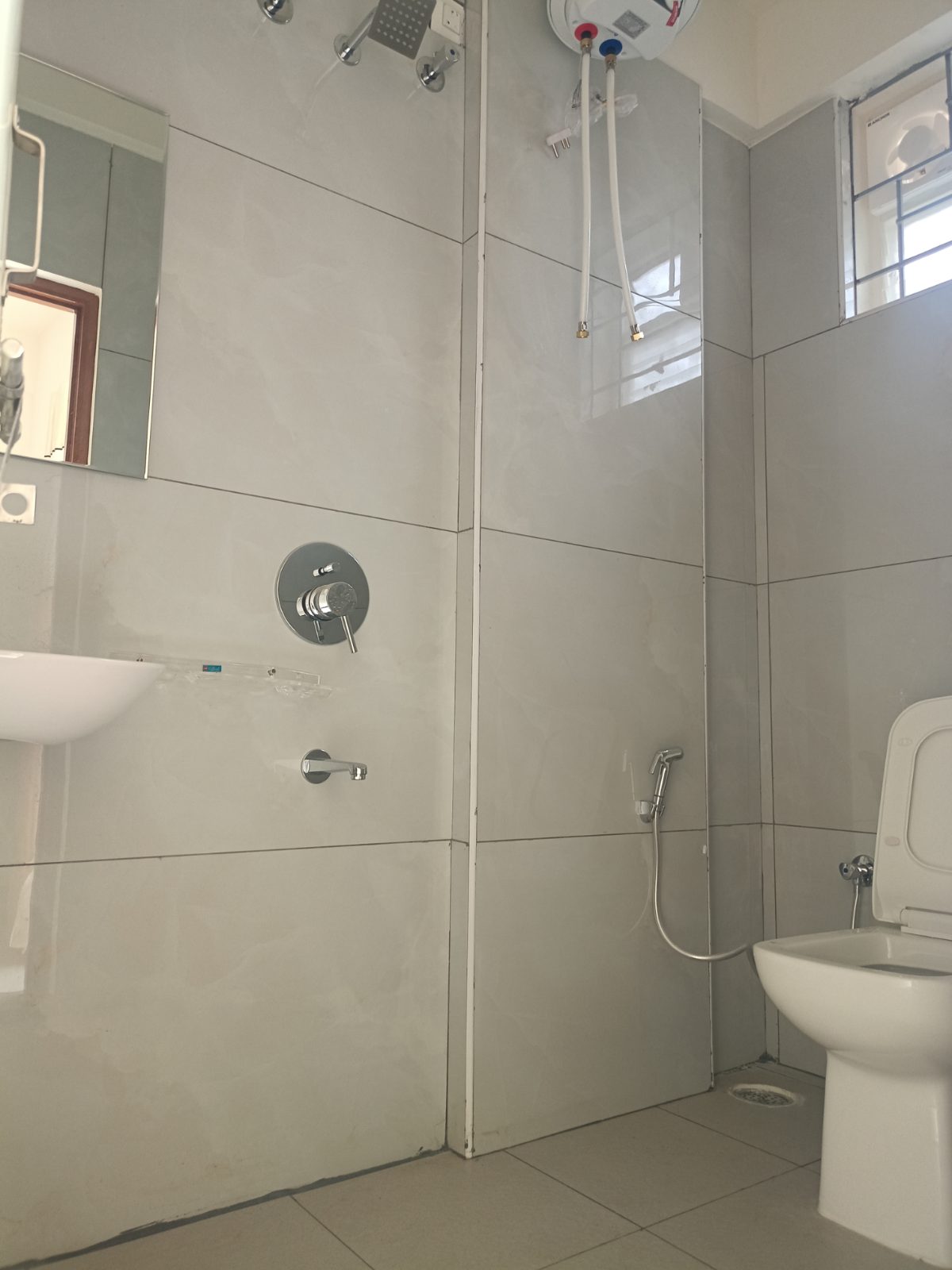 Harnan Homes photo 9