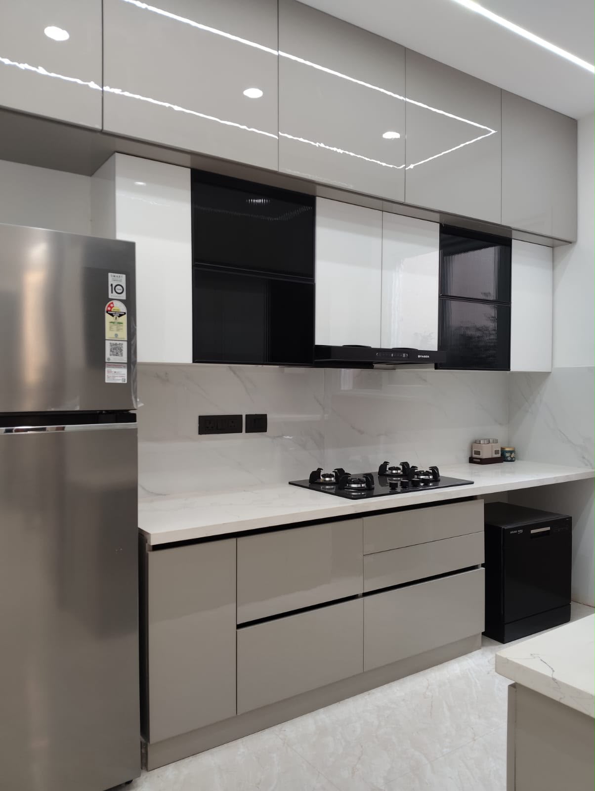 Sbr one residences photo 7